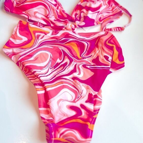 JESSICA SIMPSON Women's Good Vibrations O-Ring One-Piece Swimsuit multi M - Picture 7 of 10